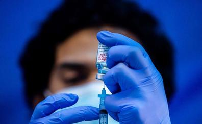 Moderna afirma que su vacuna tiene una eficacia de más del 93% en adolescentes