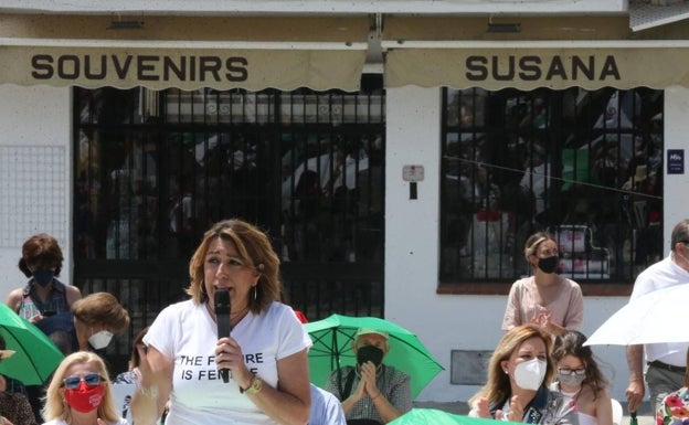 Susana Díaz en Mijas: «Dirigirme a mí con mando a distancia es muy complicado»