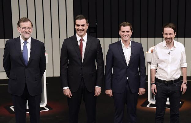 Mariano Rajoy, Pedro Sánchez, Albert Rivera y Pablo Iglesias, en uno de los últimos debates televisivos en los que participaron. JAVIER SORIANO / afp/