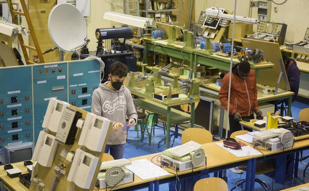 La Junta lanza su mayor oferta de Formación Profesional con 240 nuevos ciclos formativos