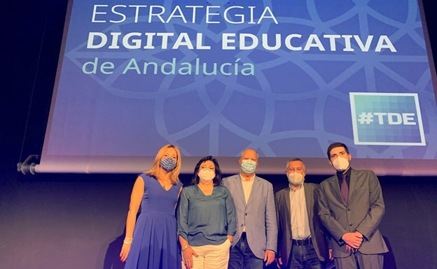 Educación promete conexión de un giga en todos los centros docentes para el próximo curso