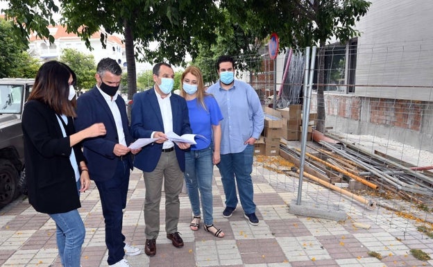 José Luis Ruiz Espejo reprueba los retrasos en las obras del nuevo ambulatorio de San Pedro Alcántara