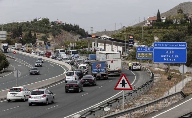 Tráfico pone una multa cada dos minutos en las carreteras de Málaga