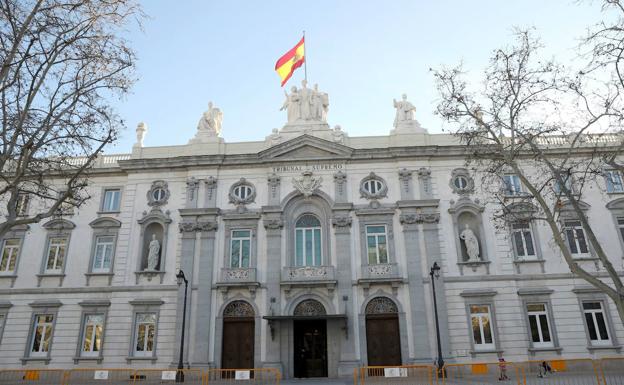 «Todo esto es tuyo si quieres»: así acosó un teniente coronel a una cabo