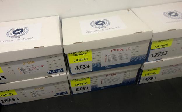Comienza la Selectividad: 6.000 kilos de papel y 6 kilómetros de 'fixo'