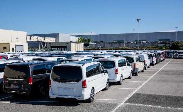 Mercedes Vitoria paralizará la producción del 21 al 25 de junio por falta de componentes