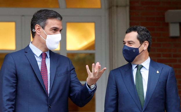Juanma Moreno pide a Pedro Sánchez apoyo al turismo y respaldo a la Expo internacional de Málaga para 2027