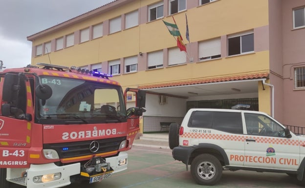 Extinguido un incendio en el laboratorio del IES Gerald Brenan de Alhaurín de la Torre