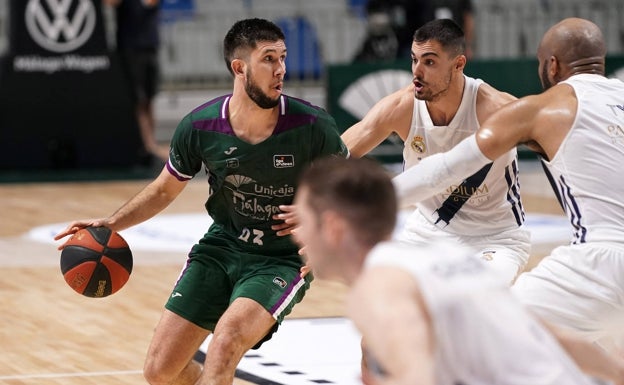 El ASVEL Villeurbanne se interesa por Bouteille