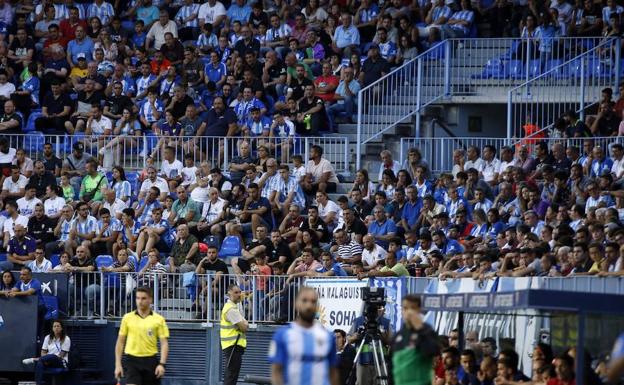 El Málaga, preparado para activar la venta de abonos cuando se aclare el porcentaje de público en los estadios