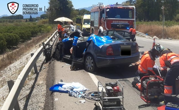 Herido un hombre tras un choque frontal entre una furgoneta y un turismo en Pizarra