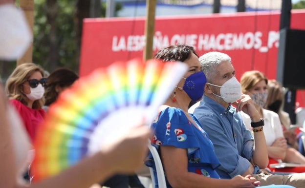 Marlaska recalca en Torremolinos la importancia del anteproyecto de Ley LGTBI