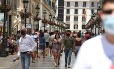 La mascarilla se resiste a caer en Málaga