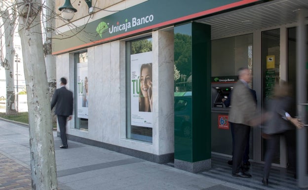 Competencia autoriza la fusión de Unicaja Banco y Liberbank