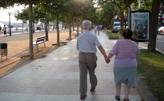 Abierto el plazo para solicitar los viajes del Imserso, que genera en la Costa 700.000 pernoctaciones