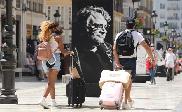 Benalmádena, Estepona y Mijas inician julio con apenas la mitad de sus hoteles abiertos