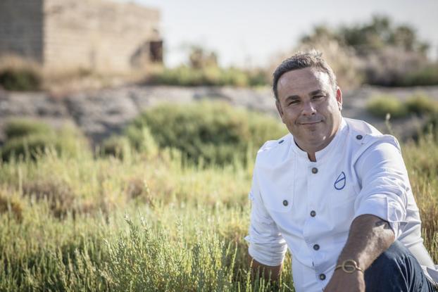 Ángel León, premio Sartún por su defensa de los mares desde la cocina