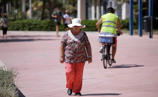 Aemet amplía al domingo la alerta naranja por calor en Málaga