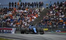 Alonso estalla contra la FIA: «En las siguientes sé por dónde puedes salir y por dónde no»