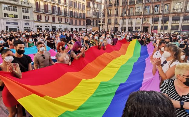 Centenares de personas exigen justicia por el «asesinato homófobo» de un joven gallego