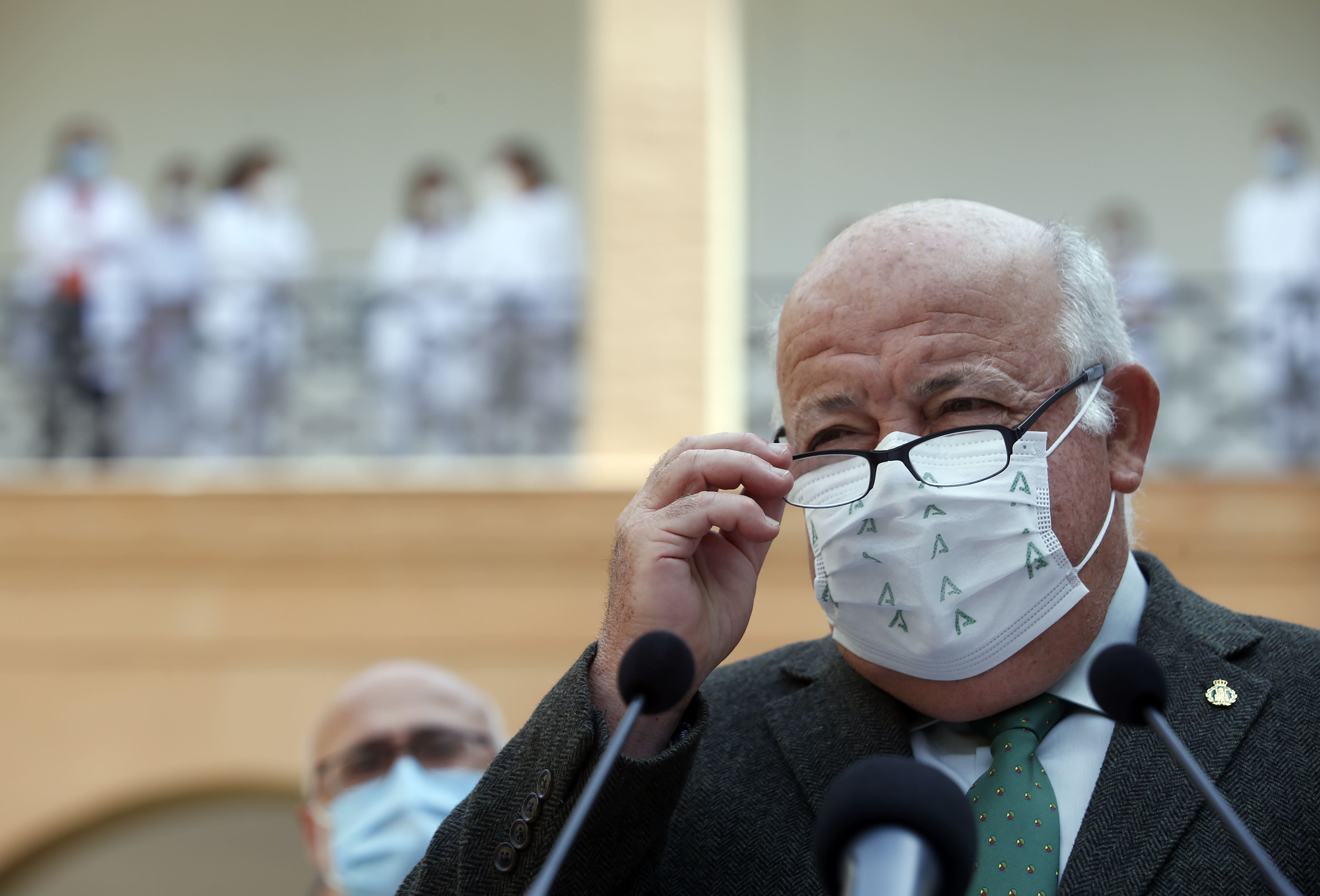 La Junta mantiene las restricciones actuales y no avanza por ahora en su plan de desescalada