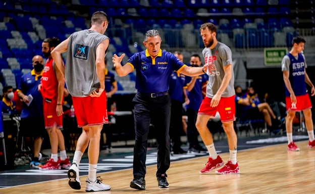 Scariolo bendice la llegada de Barreiro al Unicaja: «Tiene sangre, me gusta mucho»