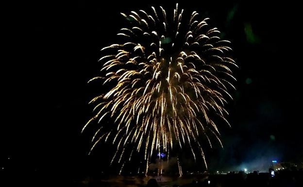 Fuengirola suspende los actos previstos para la Feria del Carmen 2021 pero mantiene las atracciones infantiles