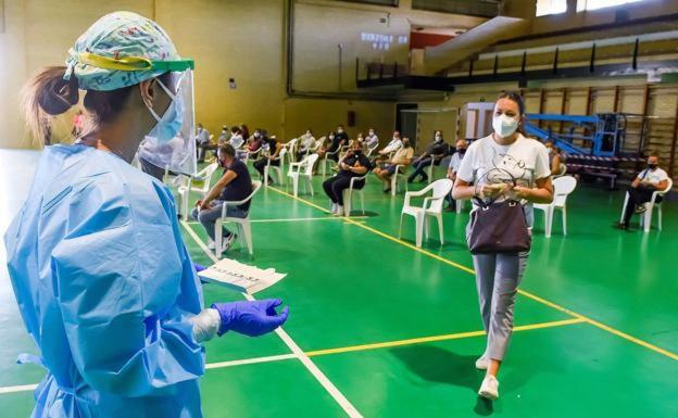 Salud realizará cribados masivos en Benahavís y Marbella este viernes