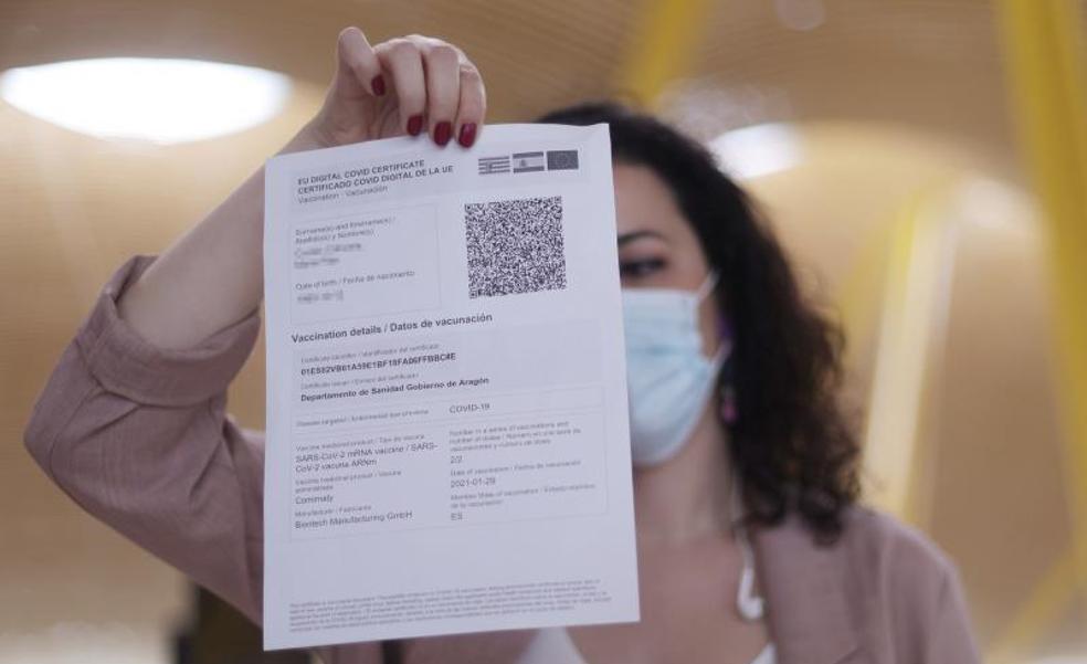 El SAS corrige los errores detectados en algunos certificados de vacunación