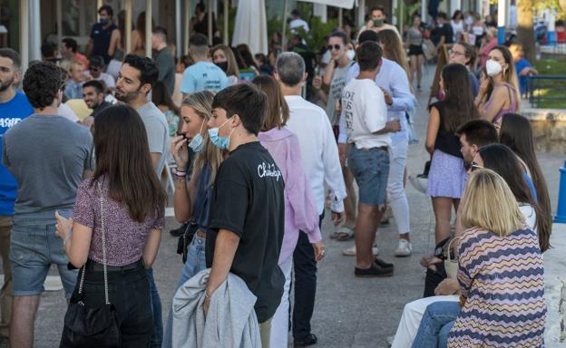 Málaga registra 851 contagios y dos muertes por coronavirus en las últimas horas