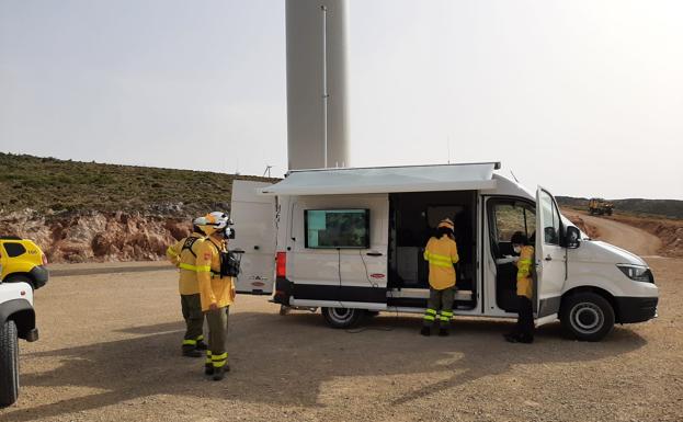 Extinguido el incendio forestal en Cañete La Real y controlado el de Jubrique