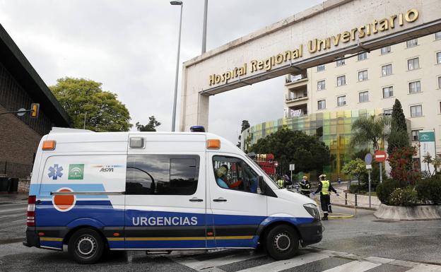 La escalada de contagios deja casi 200 ingresos en hospitales de Málaga, la peor cifra desde marzo