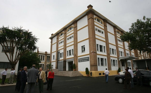 Málaga facilitará el pago de impuestos y tasas por vía telemática