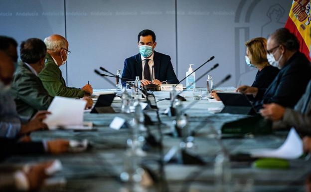 El aviso de la Junta sobre las restricciones de aforo o limitaciones horarias antes de la reunión del comité de expertos