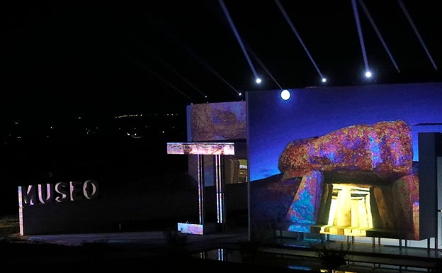 Los Dólmenes de Antequera unen cielo y tierra en su aniversario como Patrimonio Mundial