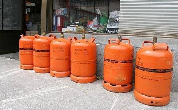La bombona de butano costará un 5% más cara a partir de este martes