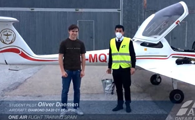 Oliver Daemen, el estudiante holandés de 18 años que viaja con Jeff Bezos al espacio se formó como piloto en Málaga