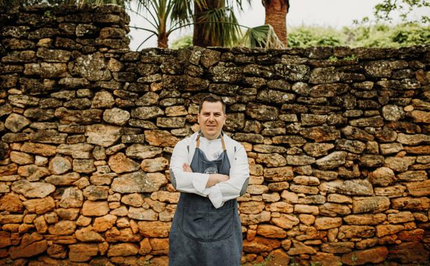 Miguel Herrera, cocinero: «En las casas actuales, las teles son cada vez más grandes y las cocinas, más pequeñas»