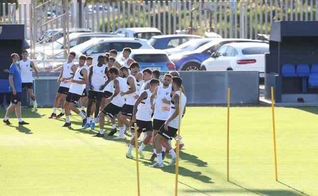 Dos amistosos con siete horas de margen para el Málaga