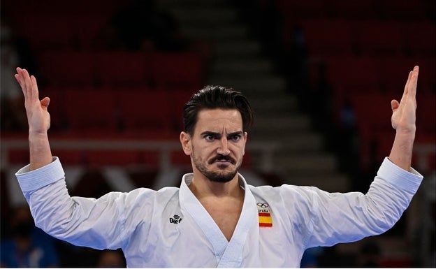 Damián Quintero, a sólo un paso de coronar el Olimpo tras asegurarse la plata