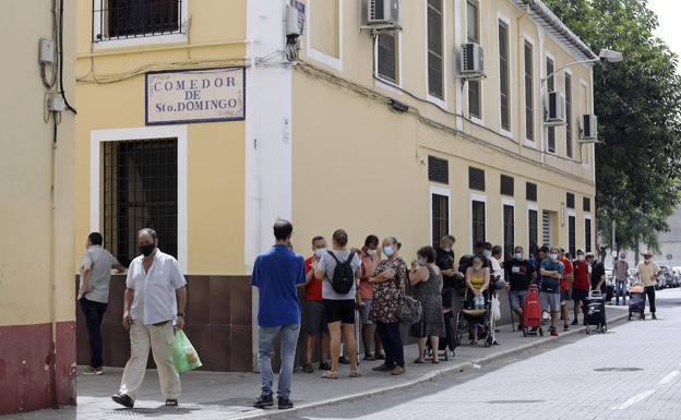 El verano anestesia la crisis del hambre en Málaga