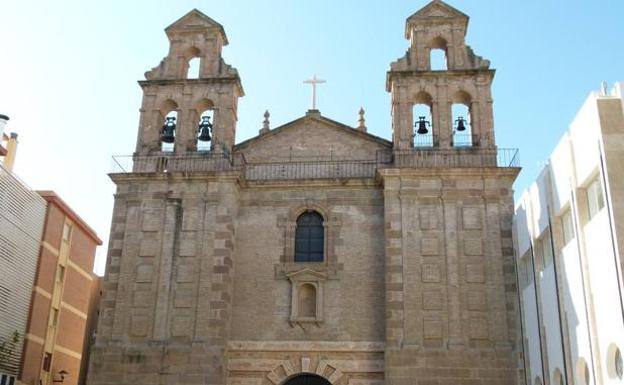 La Policía recupera dos candelabros robados de la Iglesia del Carmen y detiene a dos personas