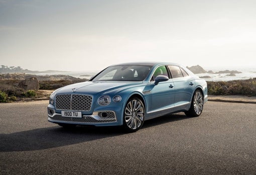 Flying Spur Mulliner, lujo superlativo con opción enchufable