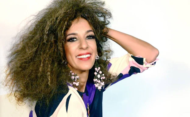 Rosario Flores: «He actualizado mi música sin perder ni dejar de sentir mi estilo»
