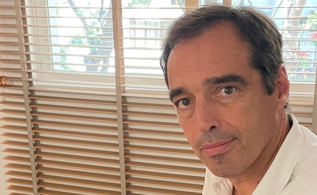 Francisco Sampere: «Con mi novela no quiero manchar la ciudad de Marbella»