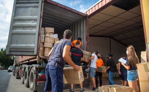 Bomberos de Marbella mandan cinco toneladas de alimentos a Beirut