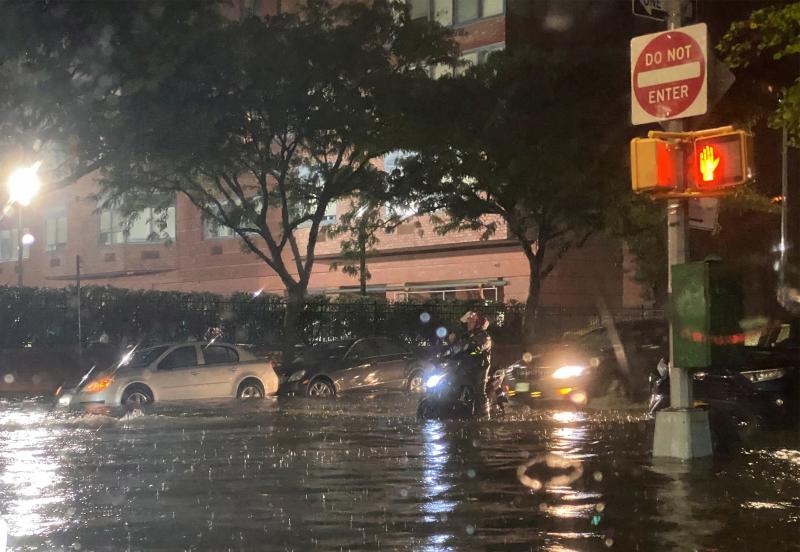 Nueva York declara el estado de emergencia por el huracán Ida