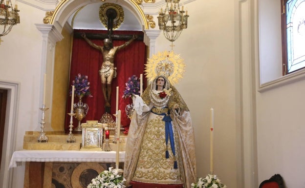 La Cofradía de Zamarrilla retira del culto a la Virgen de la Amargura para ser examinada durante un mes en Sevilla