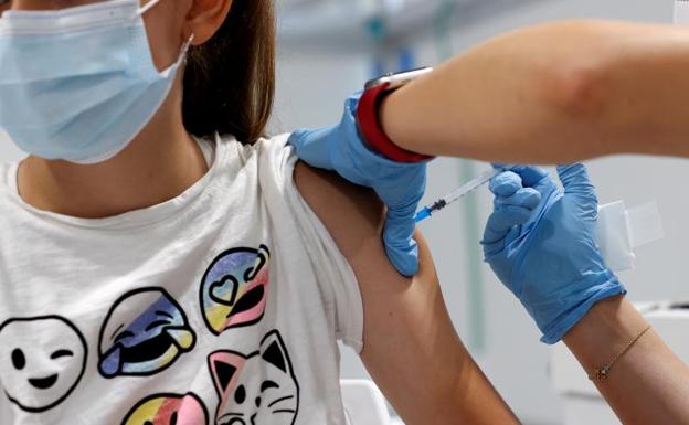 La Junta de Andalucía pedirá que los alumnos vacunados no guarden cuarentena aunque tengan contactos con infectados con coronavirus