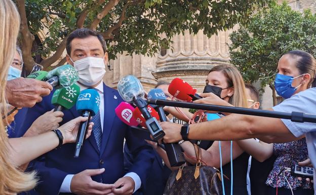 La Junta pedirá la tercera dosis de la vacuna para mayores si se confirma que el nivel de inmunidad ha descendido